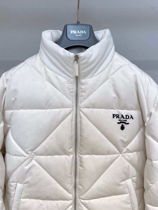 1186 | Prada