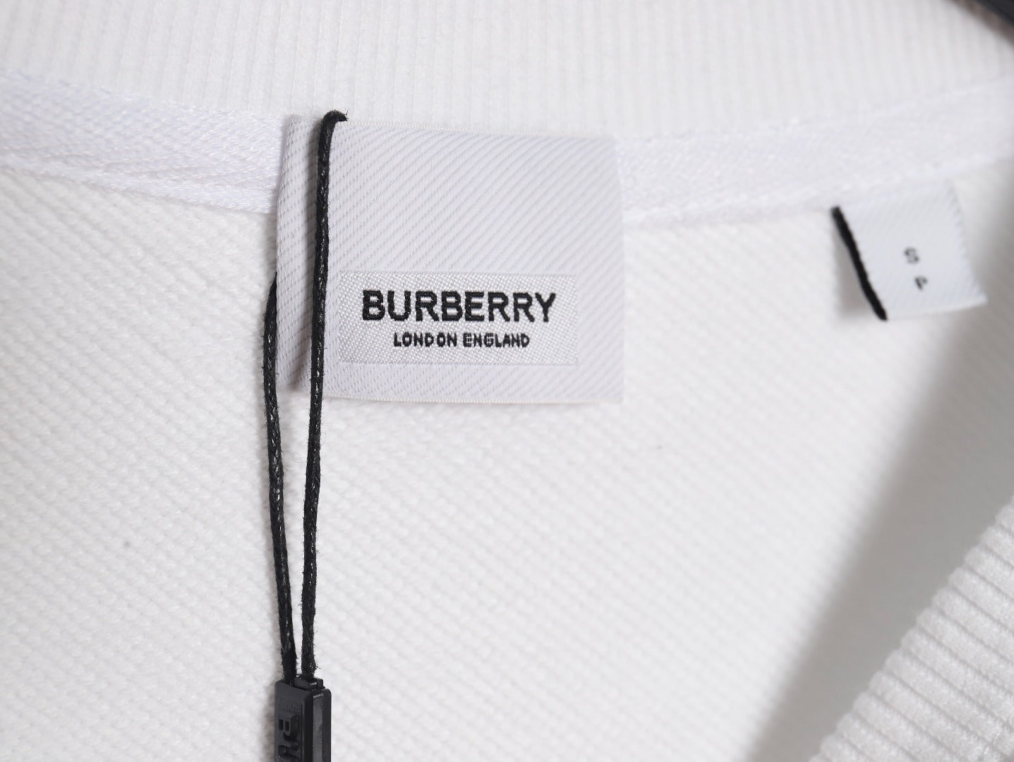 711 | Burberry