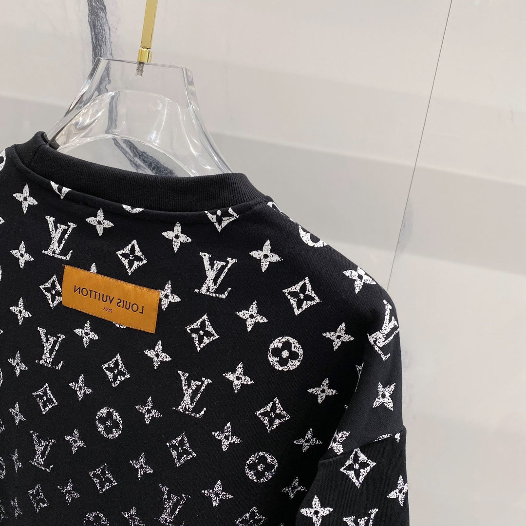 427  |  Louis Vuitton