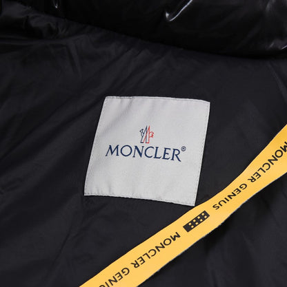 263 | Moncler