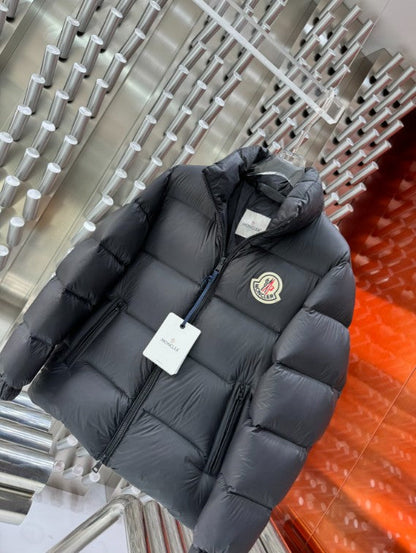 279 | Moncler