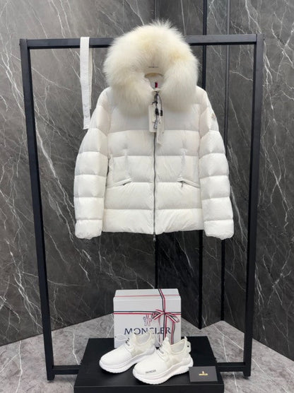 327 | Moncler