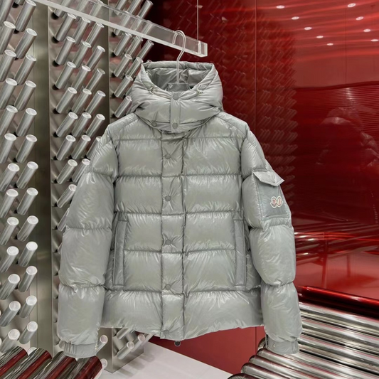 23 | Moncler